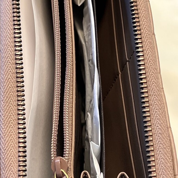 Gucci Calfskin Matelasse Pearly GG Marmont Zip Around Wallet Porcelain Rose - Picture 6 of 11